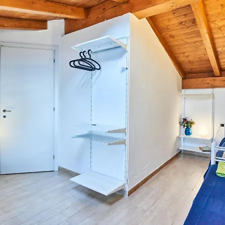 705 By Interhome Daire Bellano